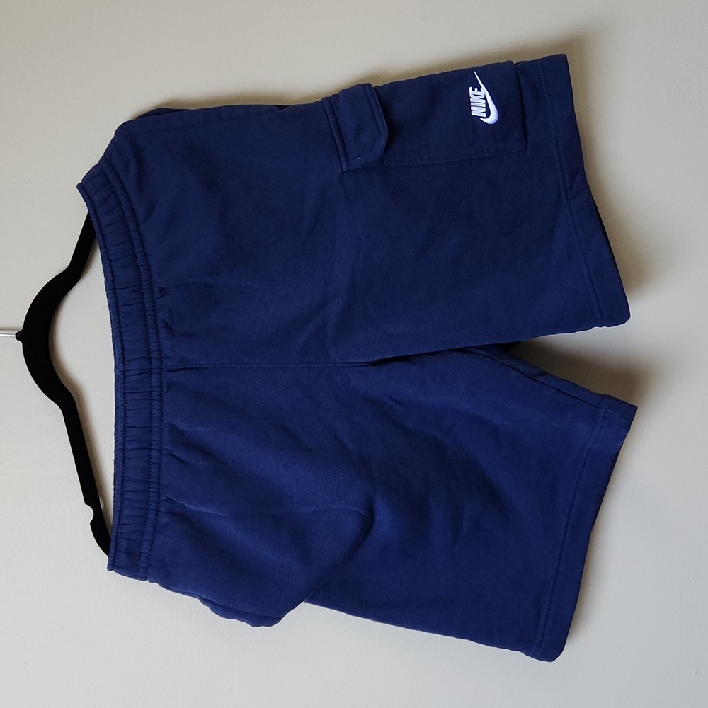 Nike shorts with pockets L‎